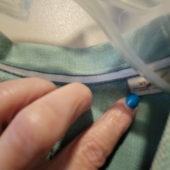 💙GC~ TOMMY BAHAMA BUTTON DOWN - Picture 5 of 13